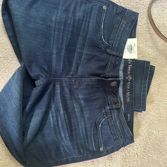 Vera Wang Blue Jeans - Picture 4 of 4